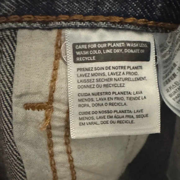 Levi's Denim Skirt ICON Stretch Worn Once EXC LIKE NEW CONDITION - Picture 12 of 17